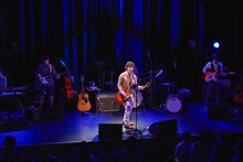 三浦祐太朗「Birthday Live 2017」東京・Mt.RAINIER HALL SHIBUYA PLEASURE PLEASURE公演の様子。（写真提供：ユニバーサルミュージック）