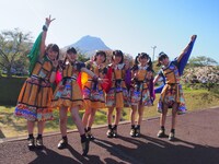 ばってん少女隊（写真提供：スターダスト音楽出版）