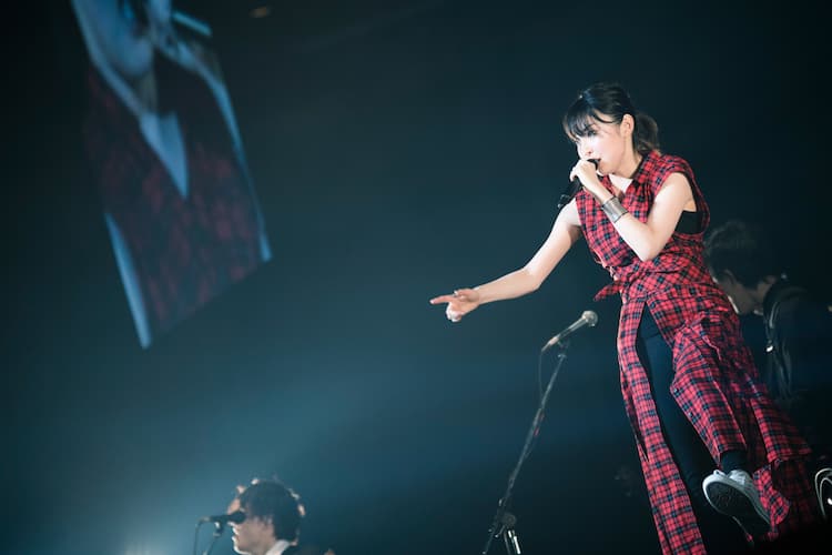 一緒に歩いていこうね 家入レオ デビュー5周年で念願の武道館ワンマン 音楽ナタリー