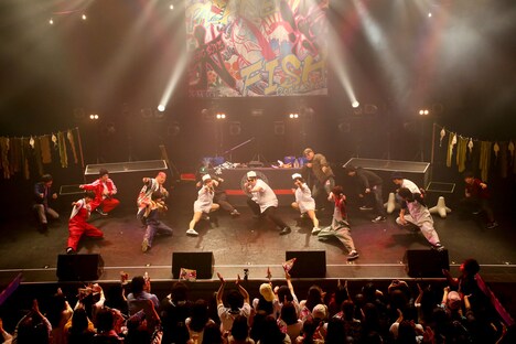 「ソーラン節 -大漁祭 REMIX-」の様子。（Photo by Shigeo Kosaka）