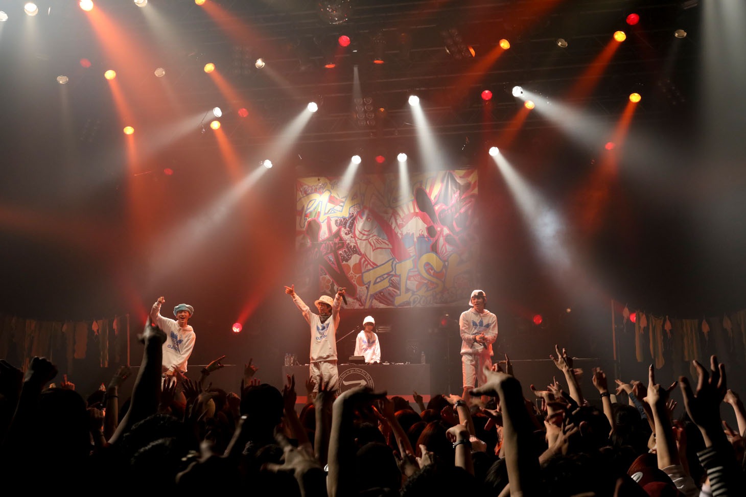 MAGiC BOYZ（Photo by Shigeo Kosaka）