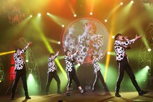 M!LK（撮影：笹森健一）