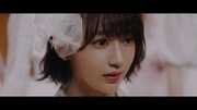 AKB48「願いごとの持ち腐れ」のミュージックビデオのワンシーン。