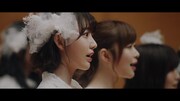 AKB48「願いごとの持ち腐れ」のミュージックビデオのワンシーン。