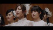 AKB48「願いごとの持ち腐れ」のミュージックビデオのワンシーン。