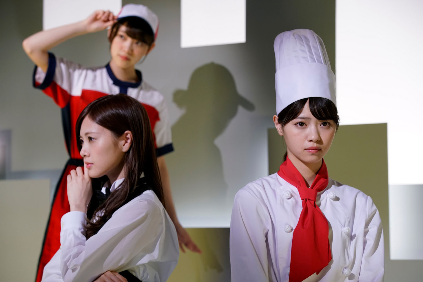 CM「かわいい制服篇」の撮影の様子。
