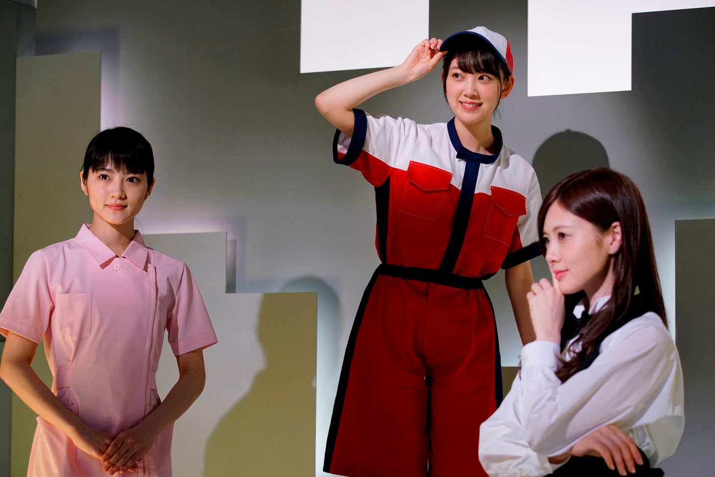 CM「かわいい制服篇」の撮影の様子。