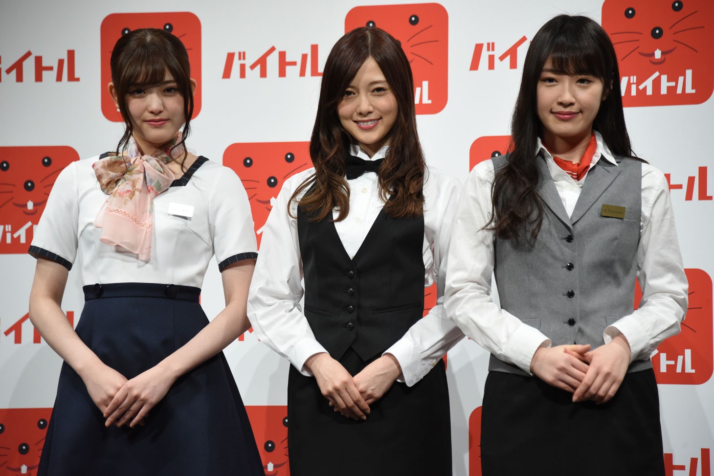 左から松村沙友理、白石麻衣、高山一実。