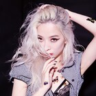 北出菜奈、8年ぶり新作「VIOLET BLAZE」発売&東佳苗とトークショー