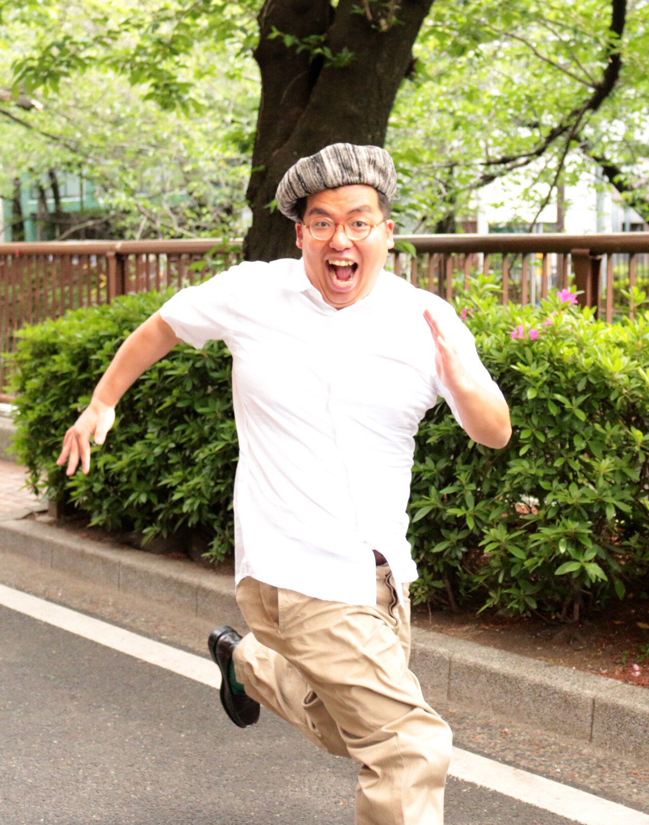 モッチェ永井が段差でつまずき改札で足止め食らう新曲MV