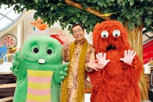 左からガチャピン、ピコ太郎、ムック。(c)BSフジ