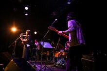 あいみょん「“愛を伝えたいだとか” SPECIAL LIVE」の様子。（撮影：笹森健一）