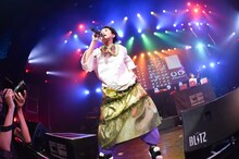 Charisma.com（写真提供：WARNER MUSIC JAPAN）