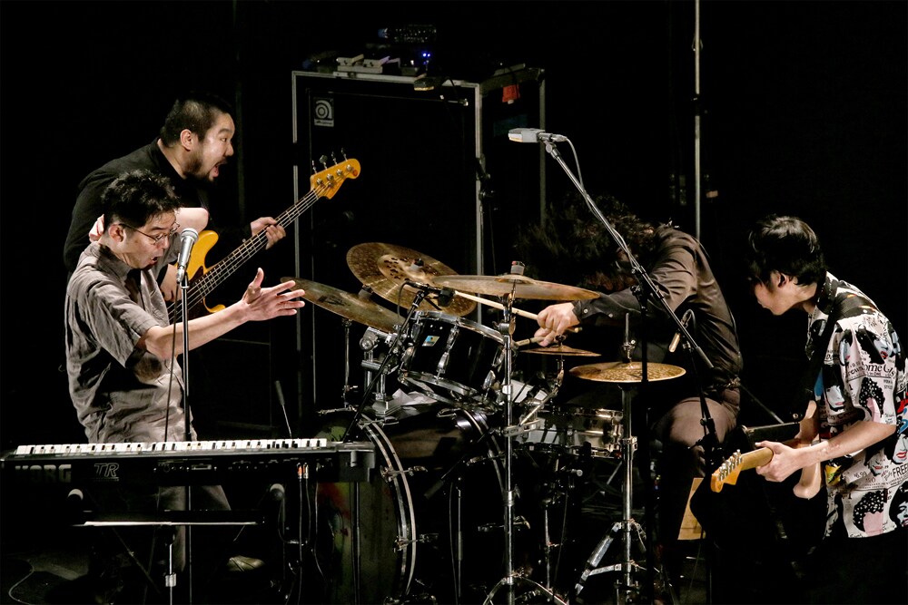 ZAZEN BOYSのベーシスト吉田一郎が脱退、東名阪で最後のワンマンツアー