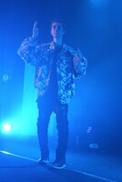 ジャンの「特殊能力」パフォーマンス。