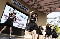 Ange☆Reve「Lumiere ～天使盤～」「Lumiere ～堕天使盤～」リリース記念イベント 東京・東京ドームシティラクーアガーデンステージ公演第2部の様子。（写真提供：ポニーキャニオン）