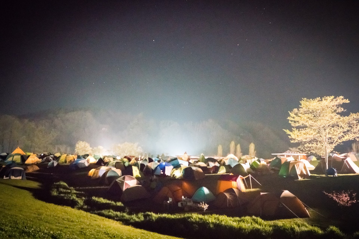 「ARABAKI ROCK FEST.17」会場の様子。（写真提供：ARABAKI PROJECT）