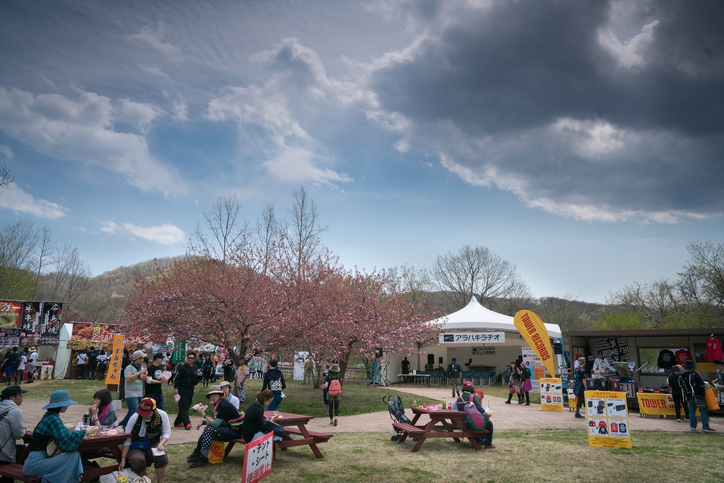 「ARABAKI ROCK FEST.17」会場の様子。（写真提供：ARABAKI PROJECT）