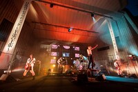 MERRY「Tokyo Spring 日比谷デモクラティック ～羊達の主張～」の様子。日（撮影：中村卓）