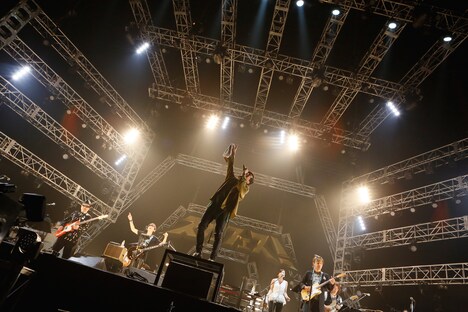 ポルノグラフィティ with kokua(撮影:西槇太一)