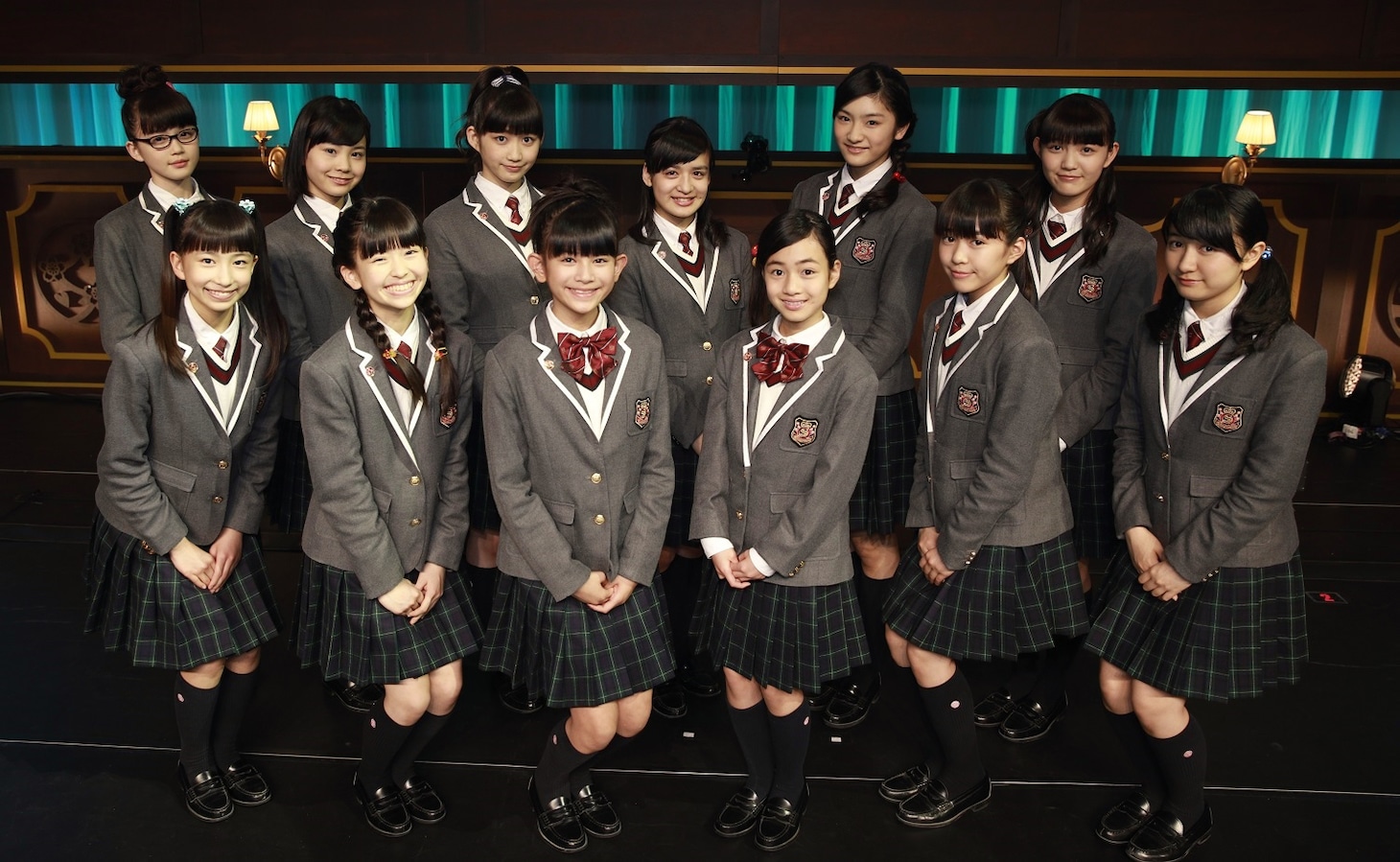 さくら学院（写真提供：アミューズ）