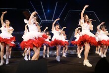 SKE48「SKE48 47都道府県全国ツアー ～機は熟した。全国へ行こう！～」滋賀公演の様子。 （写真提供：エイベックス）