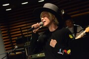 山田義孝（Vo）（写真提供：TOKYO FM）