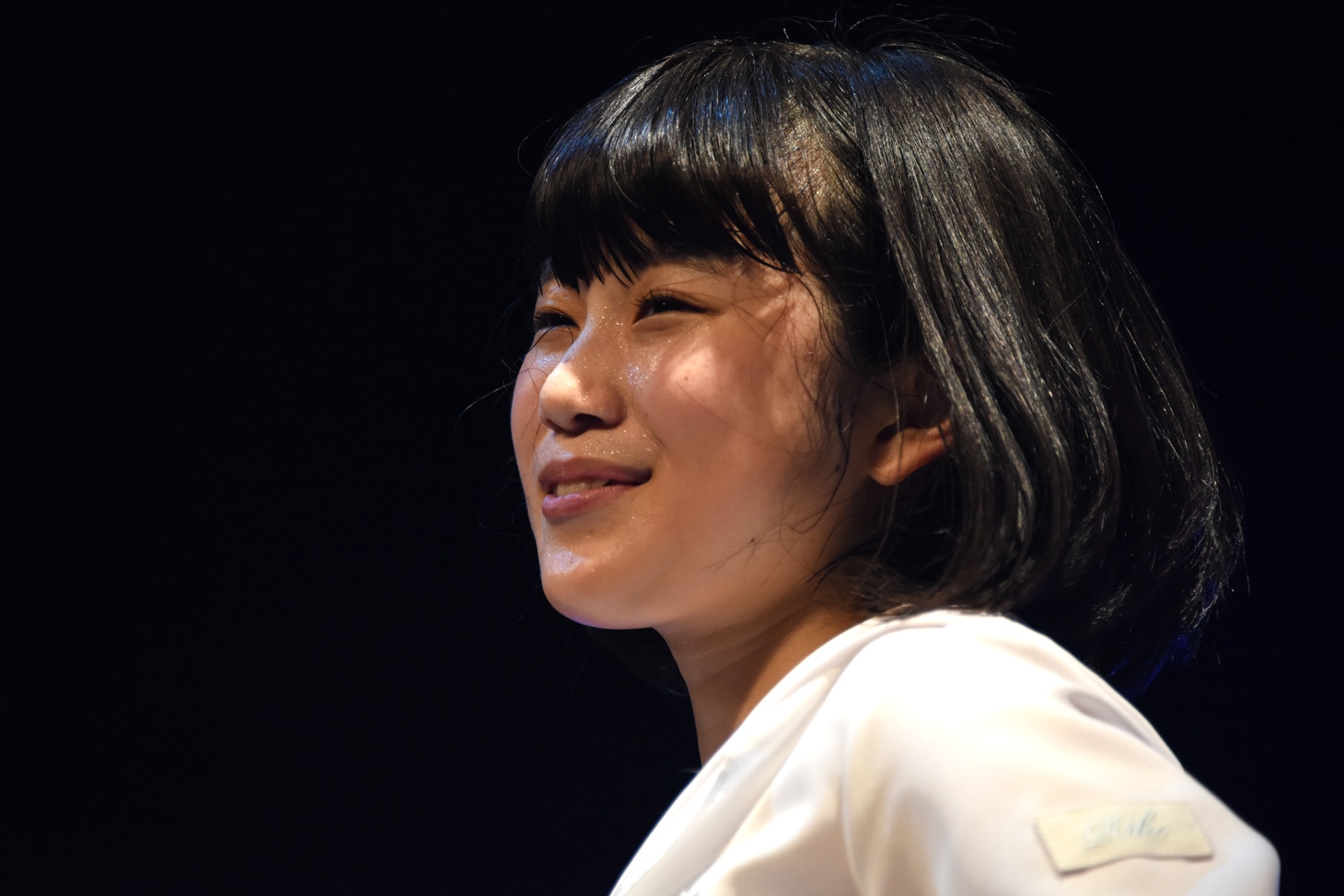 石野理子