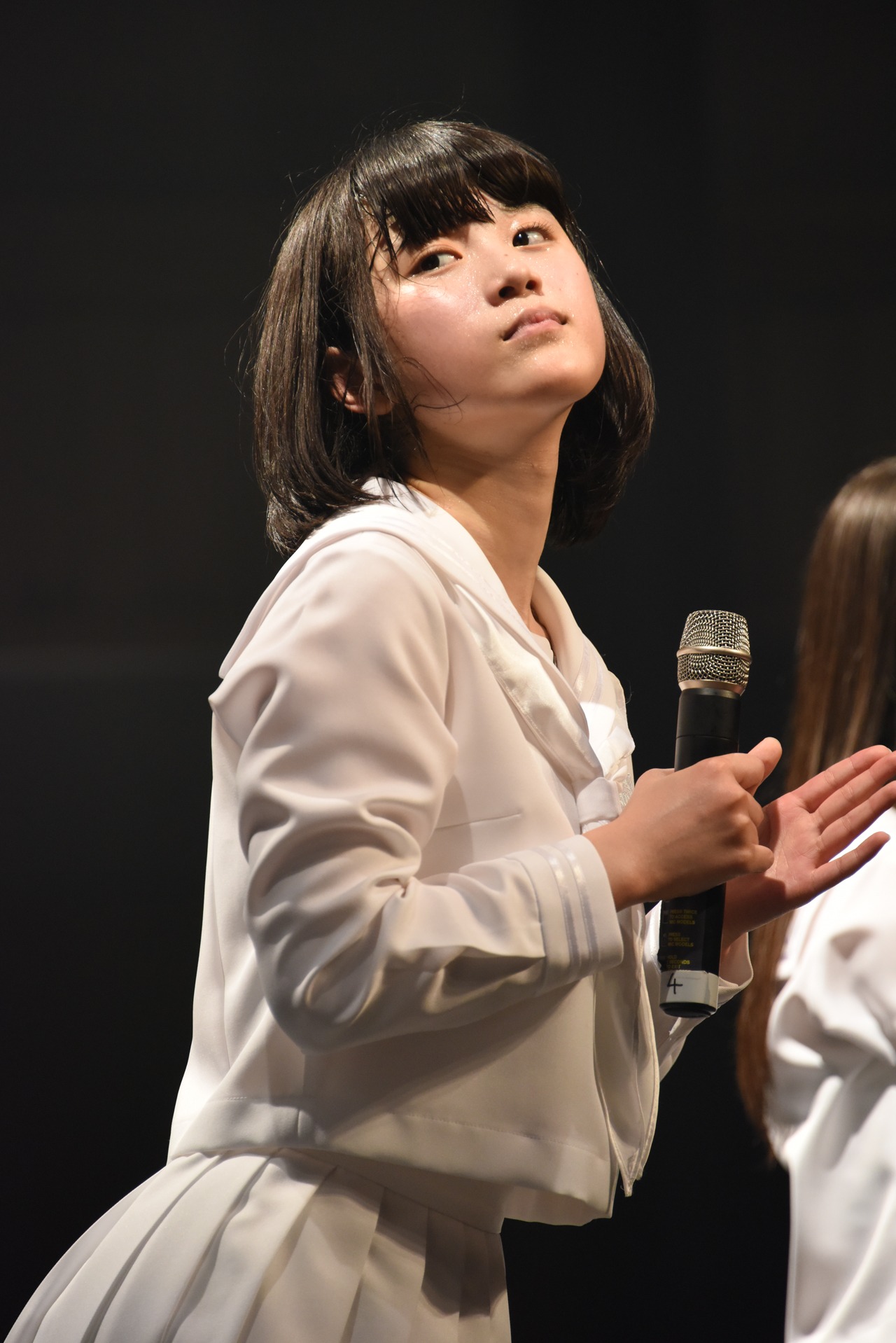 石野理子