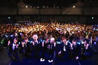 「TOUR FANTASIA 2017」ファイナル公演の様子。