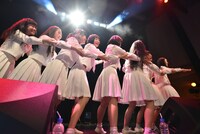 アイドルネッサンス結成3周年記念公演「シナガワで3周年を感謝するネッサンス!!」の様子。