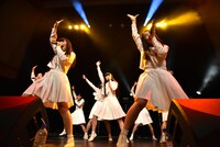 アイドルネッサンス結成3周年記念公演「シナガワで3周年を感謝するネッサンス!!」の様子。
