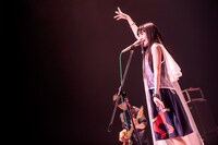 大胡田なつき（Vo）（Photo by Yosuke Torii, Miku Nakajima）