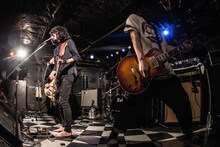 WOMCADOLE「俺らは生きているんだツアー 追加公演」の様子。（撮影：ハライタチ）