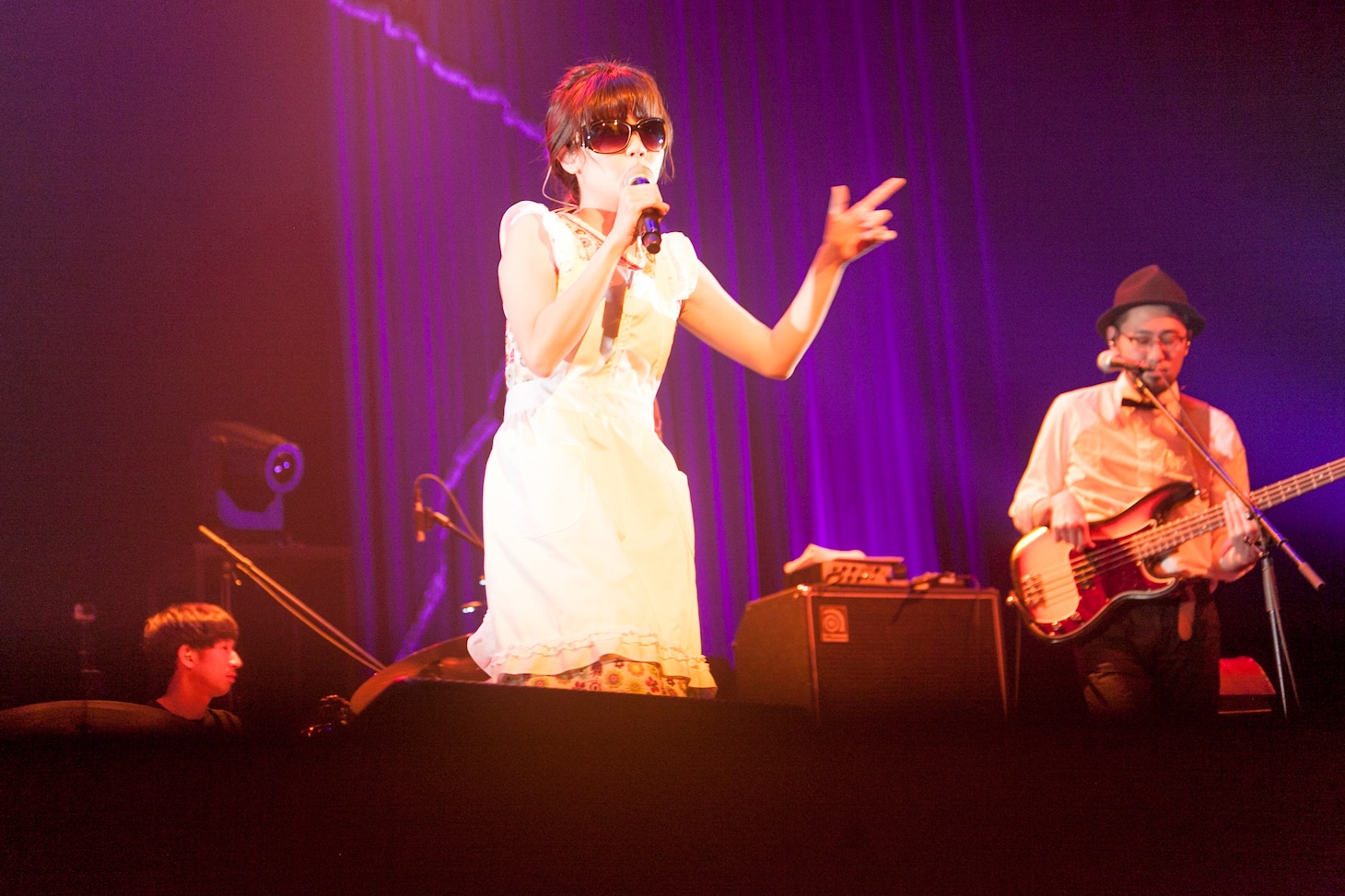 吉澤嘉代子「獣ツアー 2017」東京公演の様子。（撮影：田中一人）