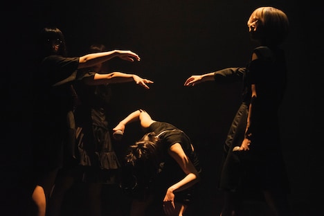 Maison book girl「Solitude HOTEL 3F」の様子。（撮影：稲垣謙一）