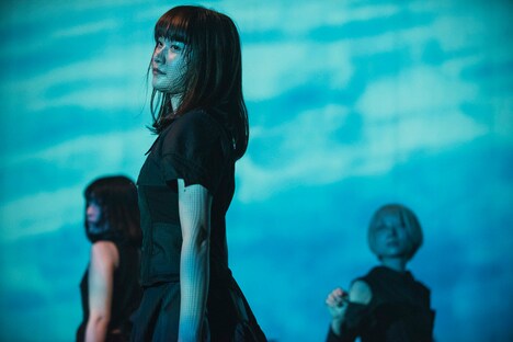 井上唯（撮影：稲垣謙一）