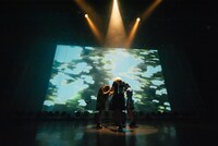 Maison book girl「Solitude HOTEL 3F」の様子。（撮影：稲垣謙一）