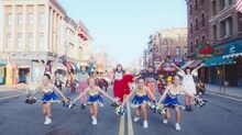 Little Glee Monster「だから、ひとりじゃない」MVのワンシーン。