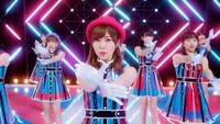 AKB48「イマパラ」のミュージックビデオのワンシーン。