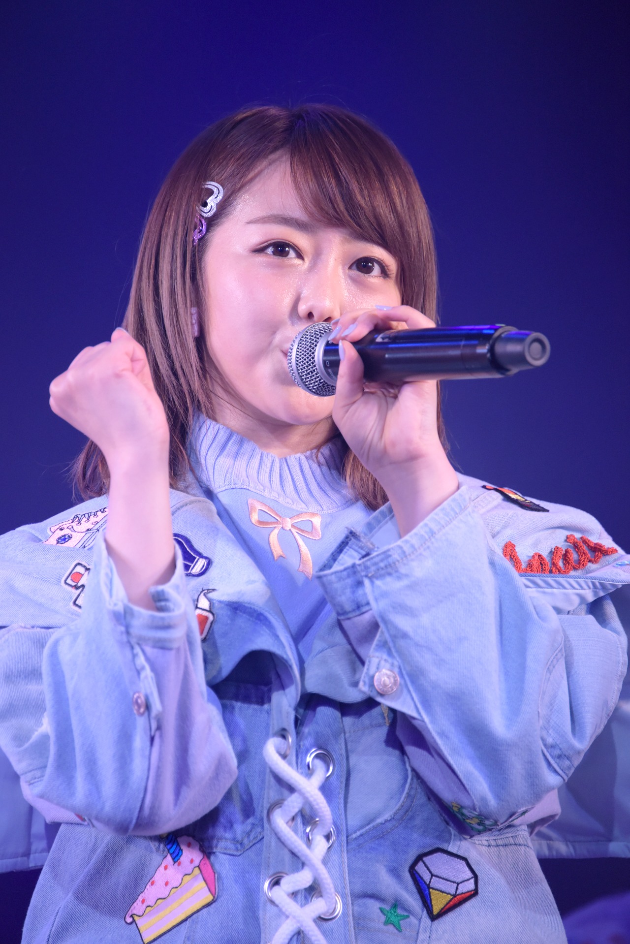 峯岸みなみ