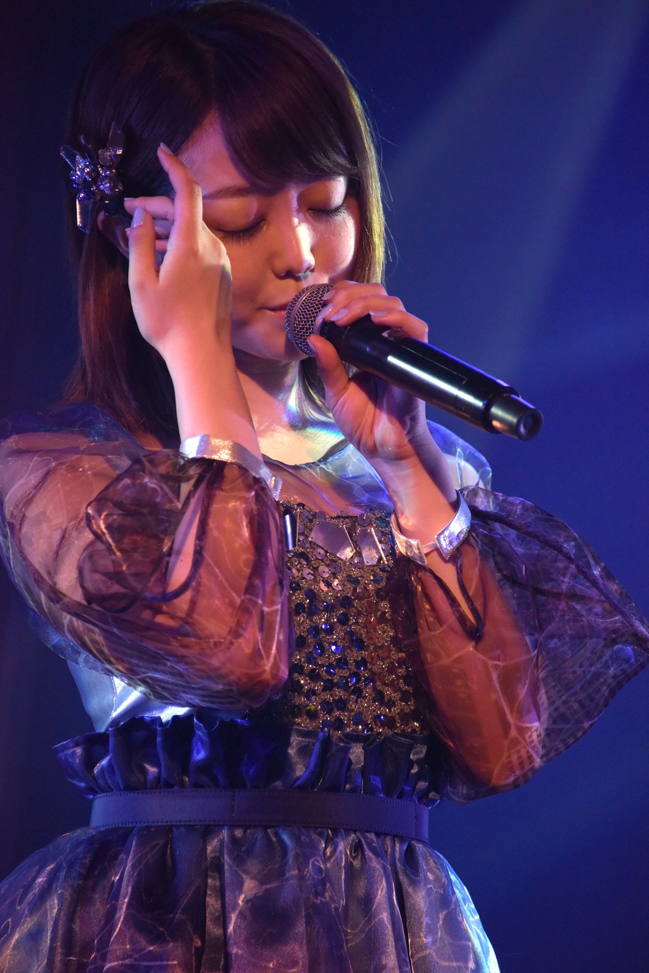 峯岸みなみ