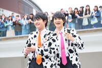 板垣瑞生と佐野勇斗。（撮影：笹森健一）