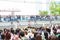 M!LK（撮影：笹森健一）