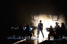 T.M.Revolution「T.M.R. LIVE REVOLUTION'17 -20th Anniversary FINAL-」の様子。