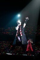 志麻（撮影：小松陽祐［ODD JOB］、岡本麻衣、小境勝巳）