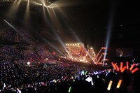 人気画像9位は「まふまふ、仲間しかいない主催イベントで1万8千人熱狂」より、「ひきこもりたちでもフェスがしたい！」の様子。（撮影：小松陽祐［ODD JOB］、岡本麻衣、小境勝巳）