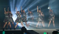 「アンジュルム コンサートツアー 2017春 ～変わるもの 変わらないもの～」最終公演の様子。（写真提供：アップフロント)