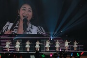 「アンジュルム コンサートツアー 2017春 ～変わるもの 変わらないもの～」最終公演の様子。（写真提供：アップフロント)
