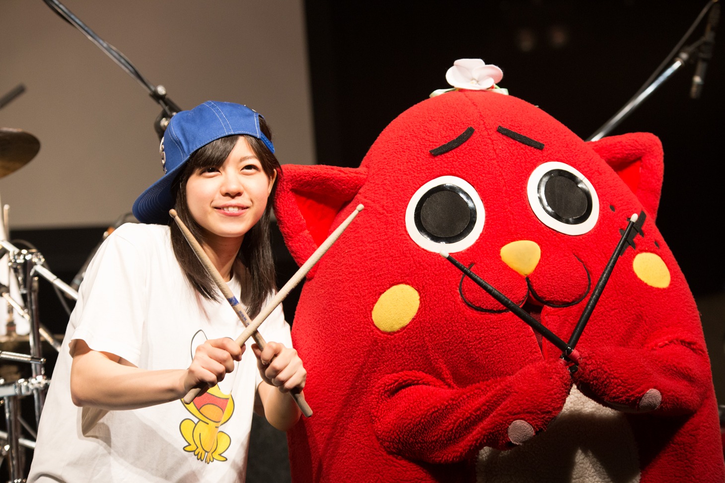むらたたむ、にゃんごすたー。